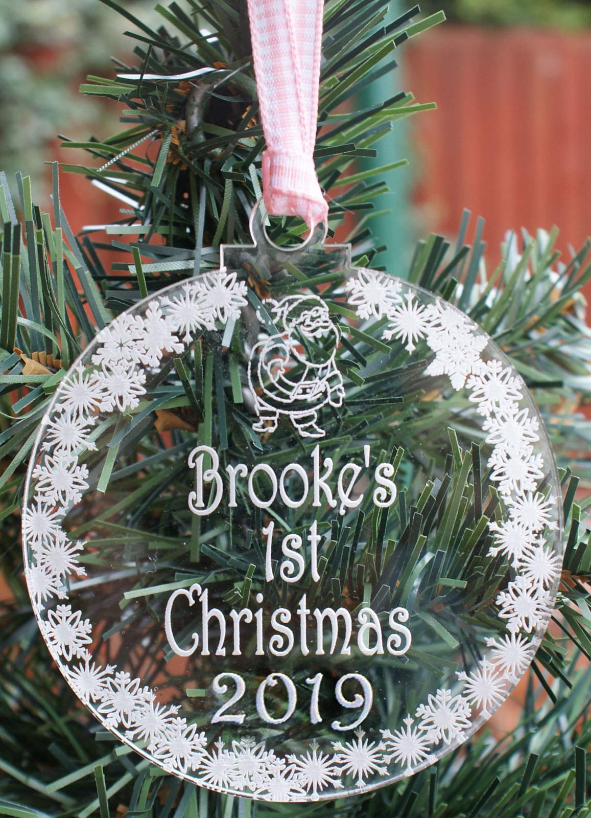 GPG LtdBaby Girls 1st Christmas Personalised & Engraved Christmas Tree Bauble Decoration