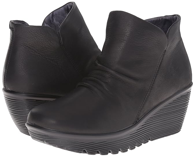 skechers parallel universe boots