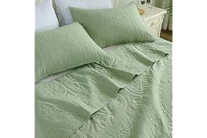 FLYMME King/Cal King Size Quilt Bedding Set,Light Green Microfiber Lightweight Soft Bedspread,Reversible Farmhouse Floral Pattern Coverlet Set for All Seasons,3 Piece Includes 1 Quilt and 2 Shams