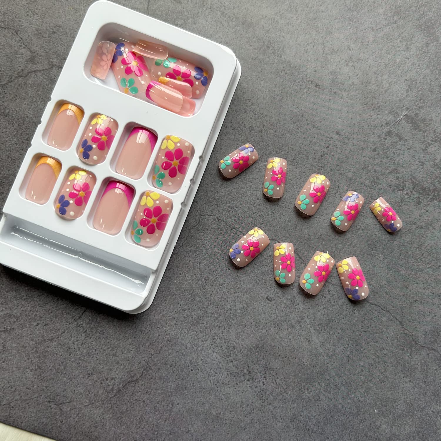 French Tip Press on Nails Short Square Fake Nails Nude Pink False with Flower Designs Acrylic Artificial Nails Full Cover Glue on Nails Stick on Nails for Women Girls - Image 4