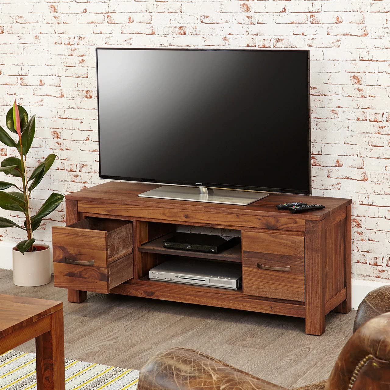 Choyal Wooden Entertainment TV Living Room Furniture with 2