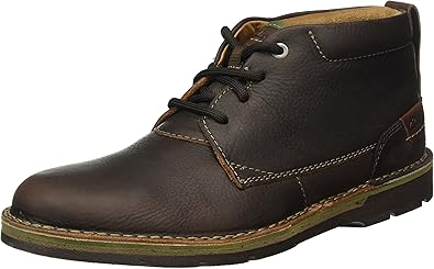 low top clarks wallabees