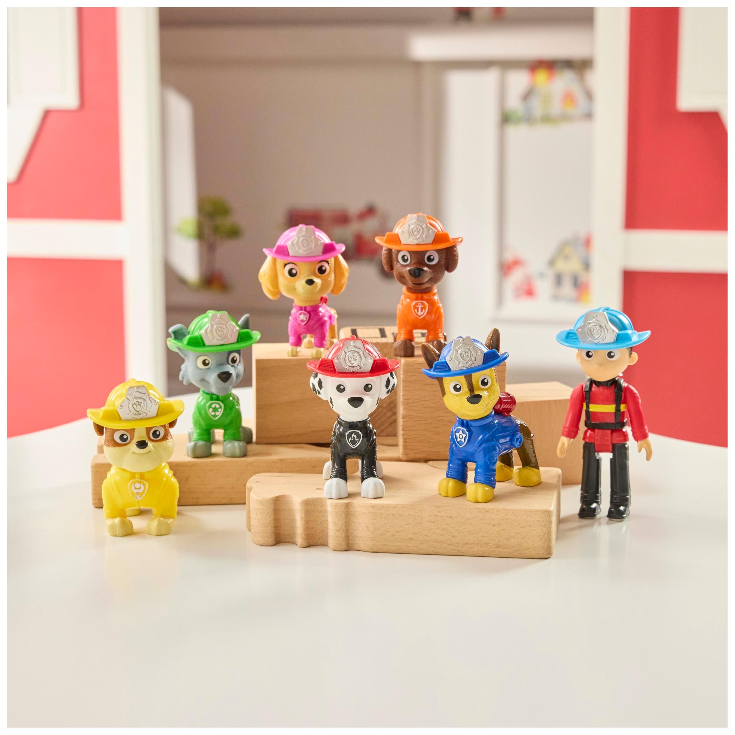PAW PATROL Fire Rescue - Feuerwehr-Hundefiguren Geschenkset mit 7 Spielfiguren zum Sammeln, Spielzeug für Kinder ab 3 Jahren 5