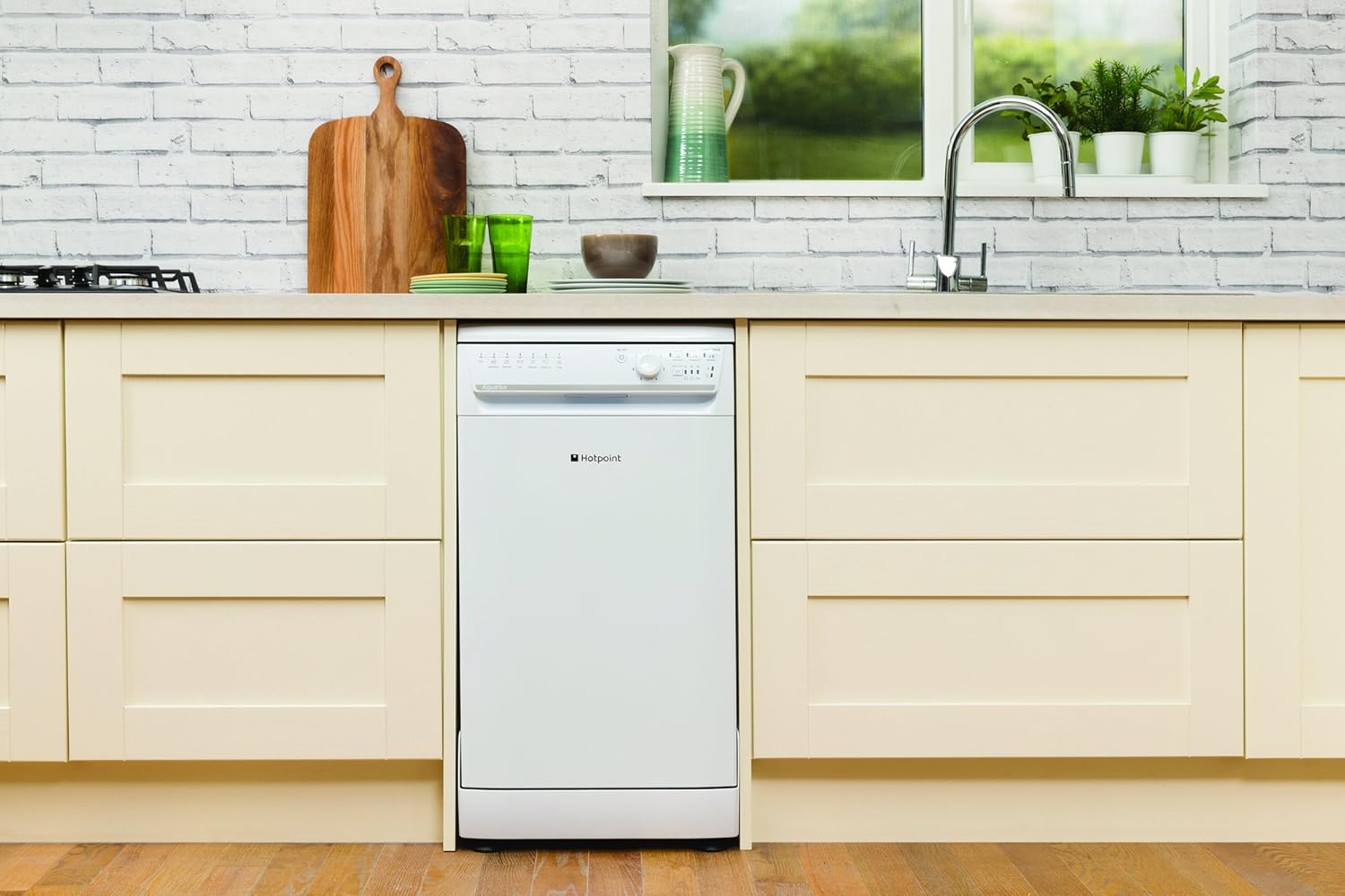 hotpoint slimline dishwasher sial11010p