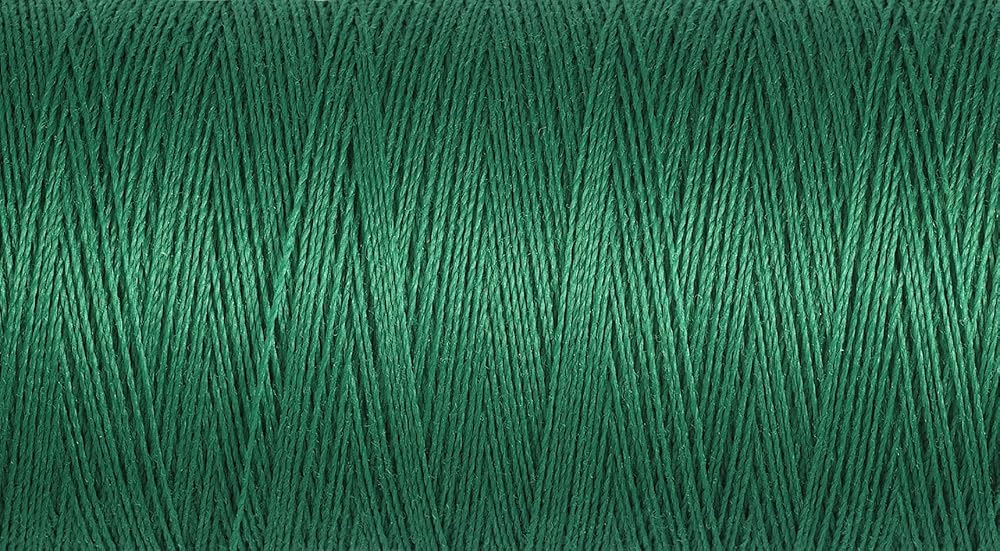 Gütermann Sew All Polyester Thread 250M Shamrock Green 0402 5.5x2.7x2.7 cm
