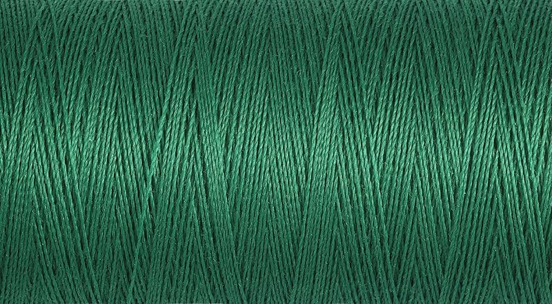 Gütermann Sew All Polyester Thread 250M Shamrock Green 0402 5.5x2.7x2.7 cm