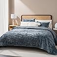EVERGRACE Luxury Velvet Quilt King Size, Ultra Soft Wave Crushed Velvet Bedding Set, Lightweight Quilted Comforter Set for All Season, Oversized Bedspread Coverlet with 2 Shams, Stormy Blue