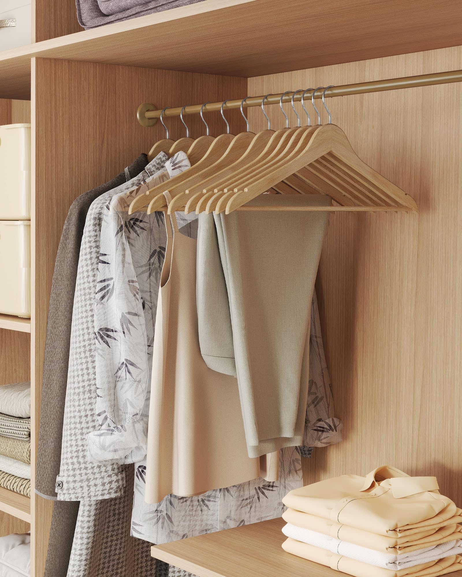 SONGMICS Kleiderbügel Holz, 30er Set, Holzbügel schlank, Bügel, platzsparend, Hosenbügel, 360° drehbarer Haken, Birkenholz, für Träger und Jacken, naturfarben CRW030K01 2