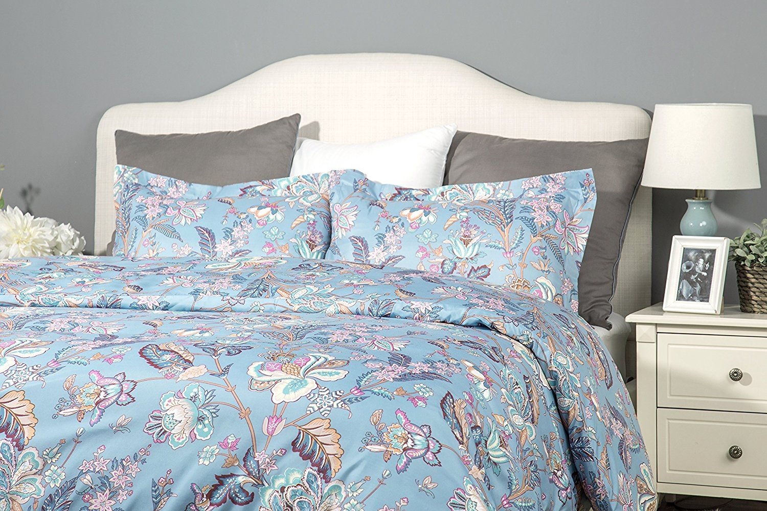 3 Piece Duvet Cover Set with Zipper Closure-Printed Blue Floral Reversible Design,Full/Queen (90\