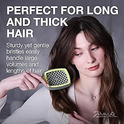 Janeke Curvy Hair Brush with Ergonomic Handle