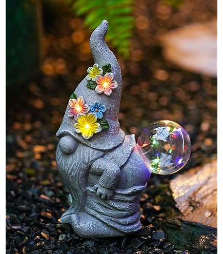 Amazon.com: Giftcraft 473944 Peacock Gnome, 9 inch