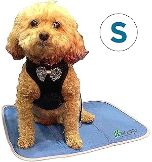 Amazon Com Thegreenpetshop Protective Cover For Cooling Pet Mat Pad Medium Helps To Protect Self Cooling Dog Pad From Damage Durable Easy Care And Machine Washable Pet Bed Covers Pet Supplies