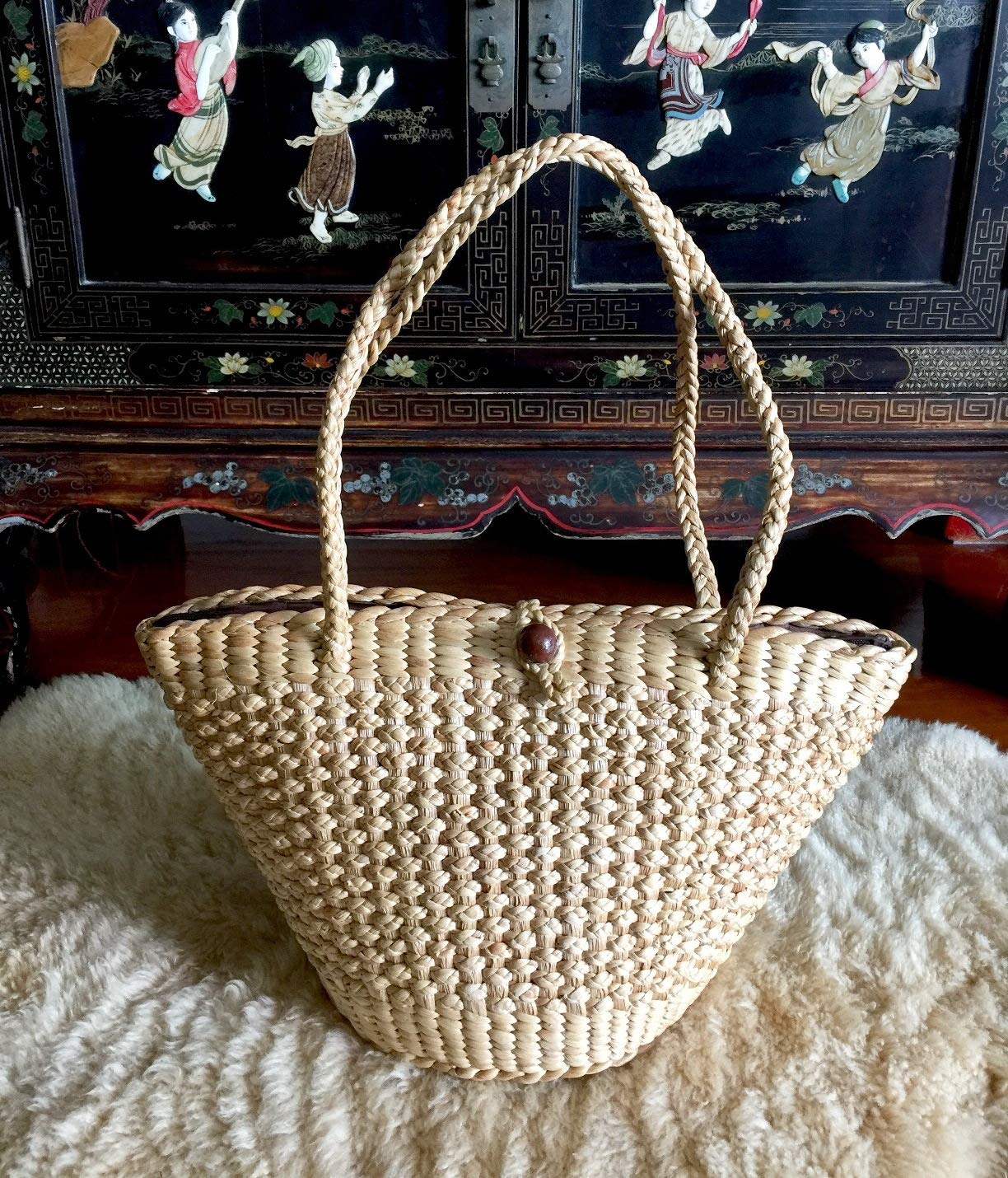 natural straw tote bag
