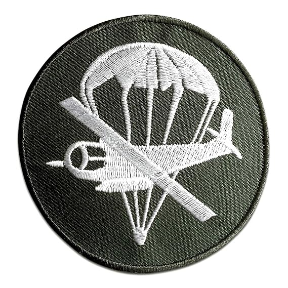 Aufnäher / Bügelbild - Transportflugzeug Militär - grün - Ø7,4cm - Patch Aufbügler Applikationen zum aufbügeln Applikation Pa
