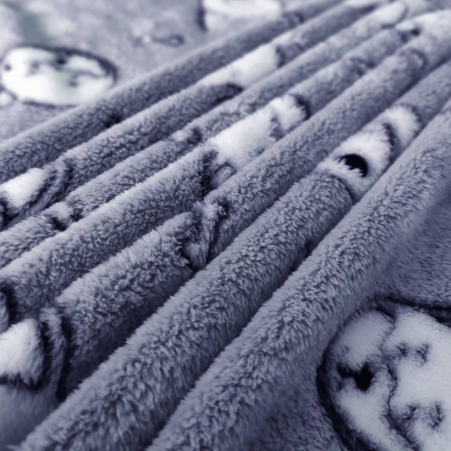 Patas Lague Extra Soft Flannel Cat/ Dog Blanket for Couch ,Plush Pet Throw Blanket with Cute Print Design (Navy Grey, 50 x 60inch): Kitchen & Dining