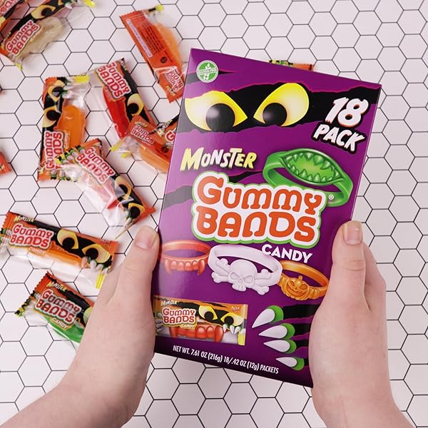 HALLOWEEN GUMMY CANDY BANDS TRICK OR TREAT PASS OUT TREATS, 18 PACK, INDIVIDUALLY WRAPPED, ASSORTED FLAVORS
