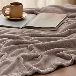 Bedsure GentleSoft Fleece Throw Blanket for Couch