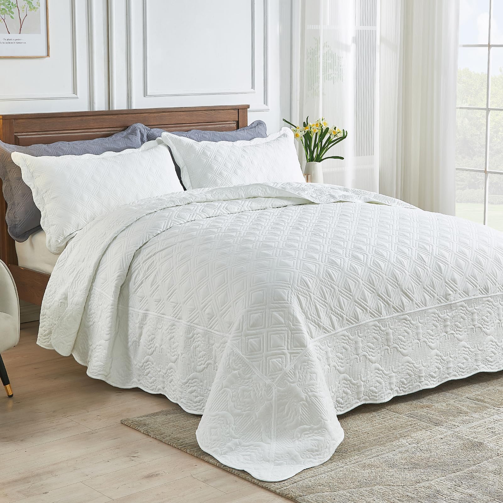 Photo 1 of SUCHBED California King Bedspread Set Oversized King Bedspreads 128x120 inches Cal King Quilt Set Lightweight Coverlet with Shams Grid & Damask Quilted Bedspread California King Size for All Season