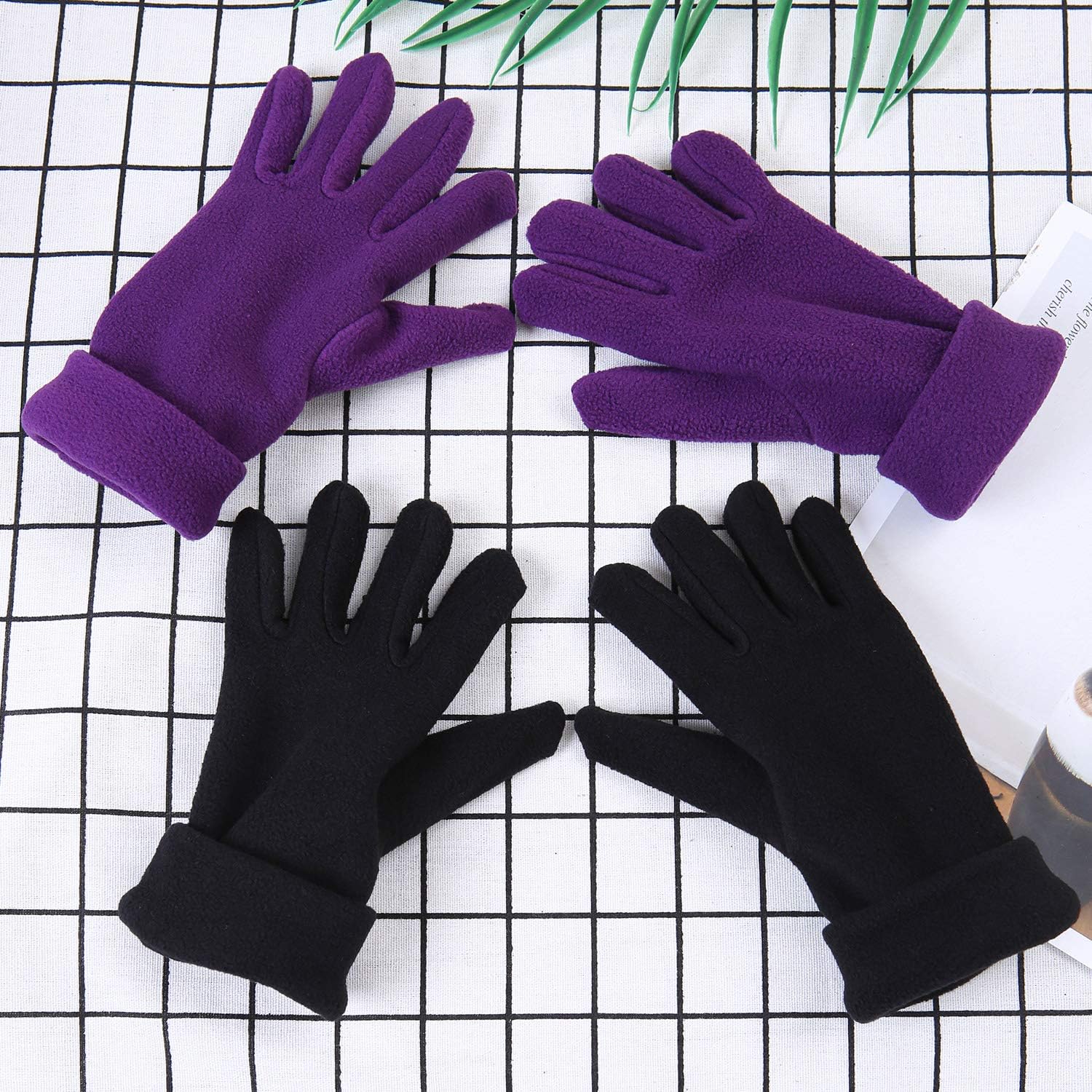 Cooraby 2 Pairs Kids Winter Gloves Warm Polar Fleece Gloves Mittens for Boys or Girls: Clothing