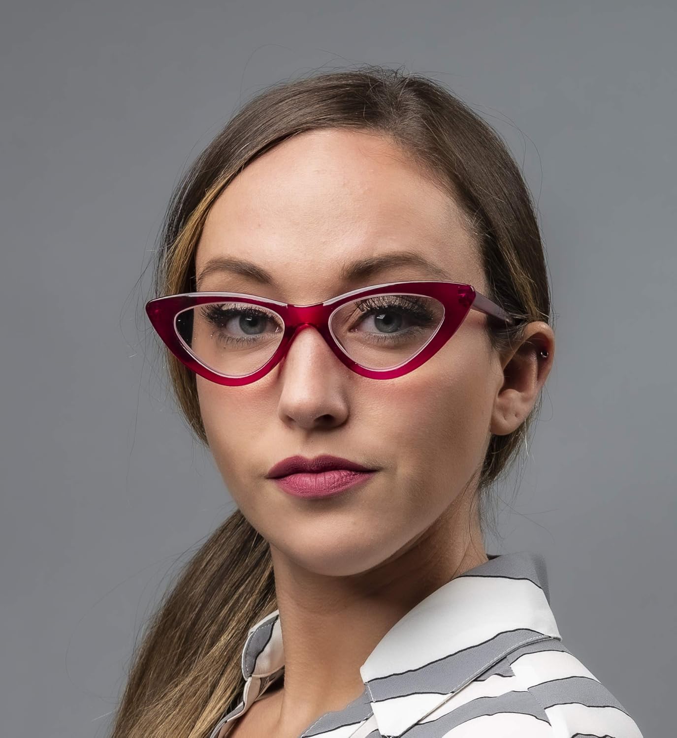 Yogo Vision Reading Glasses 5 Pk Readers for Women Cateye Eyeglasses and Light Spring Hinge Frame +2.75: Clothing