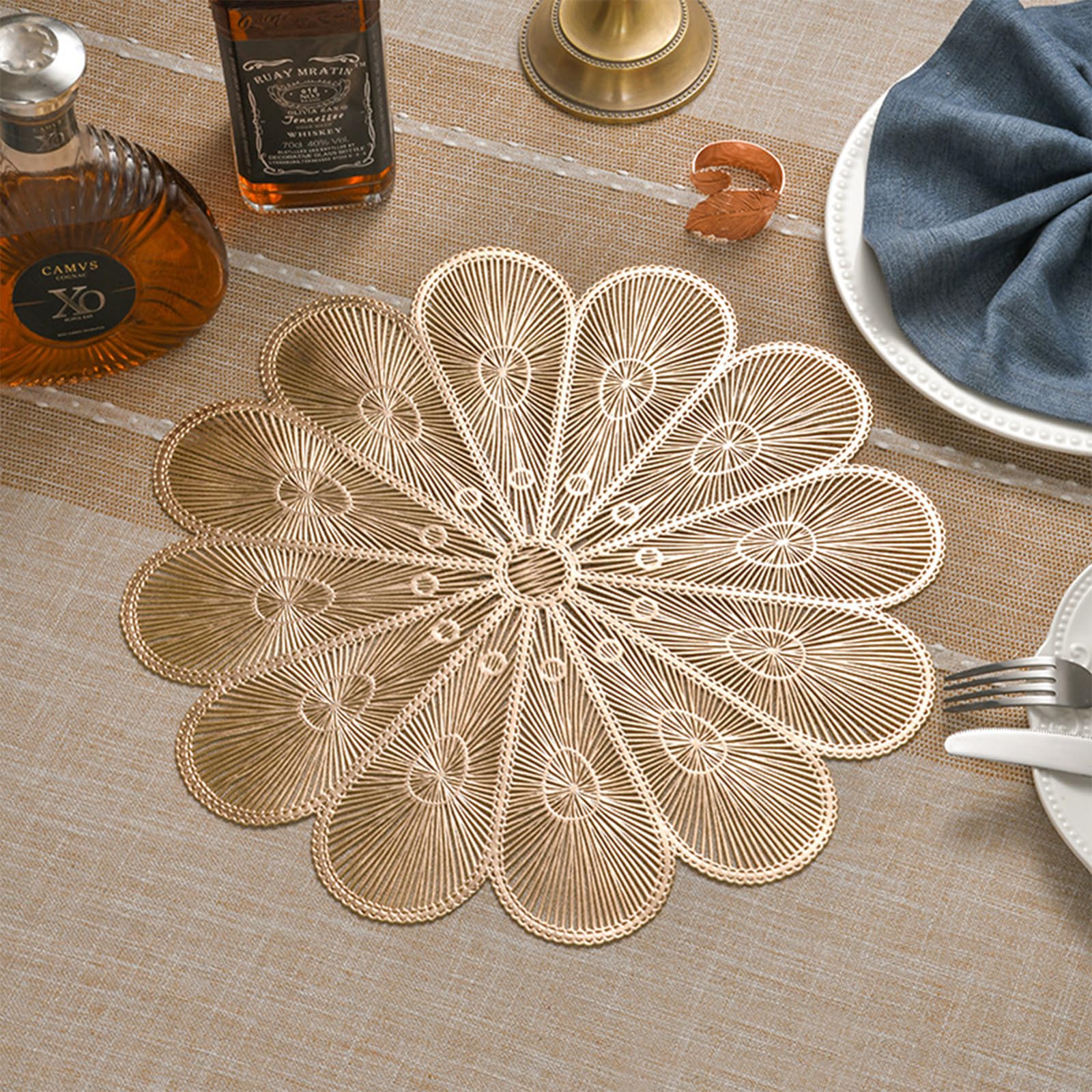 Hosoncovy 4 Pack Flower Decorative Placemats PVC Hollow Dining Table Place Mats Heat Resistant Non-slip Dining Placemats Table Mats for Home Kitchen (Gold)
