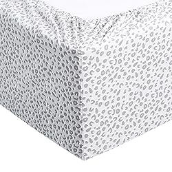 Amazon Basics Luxury, Wrinkle-Free Breathable