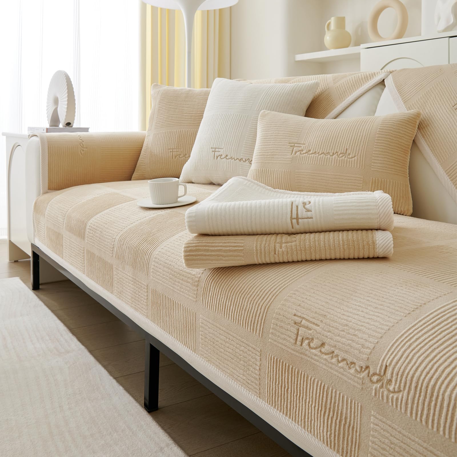 Topchances Sofa Slipcovers 2/3/4 Seater,Non Slip Sofa Cover for Dogs All-Seasons Sofa Wrap with Non-Slip Silicone Particles Apply to Living Room Dogs Cat Pet(Milky Velvet Light Brown,70x180cm 1PCS)