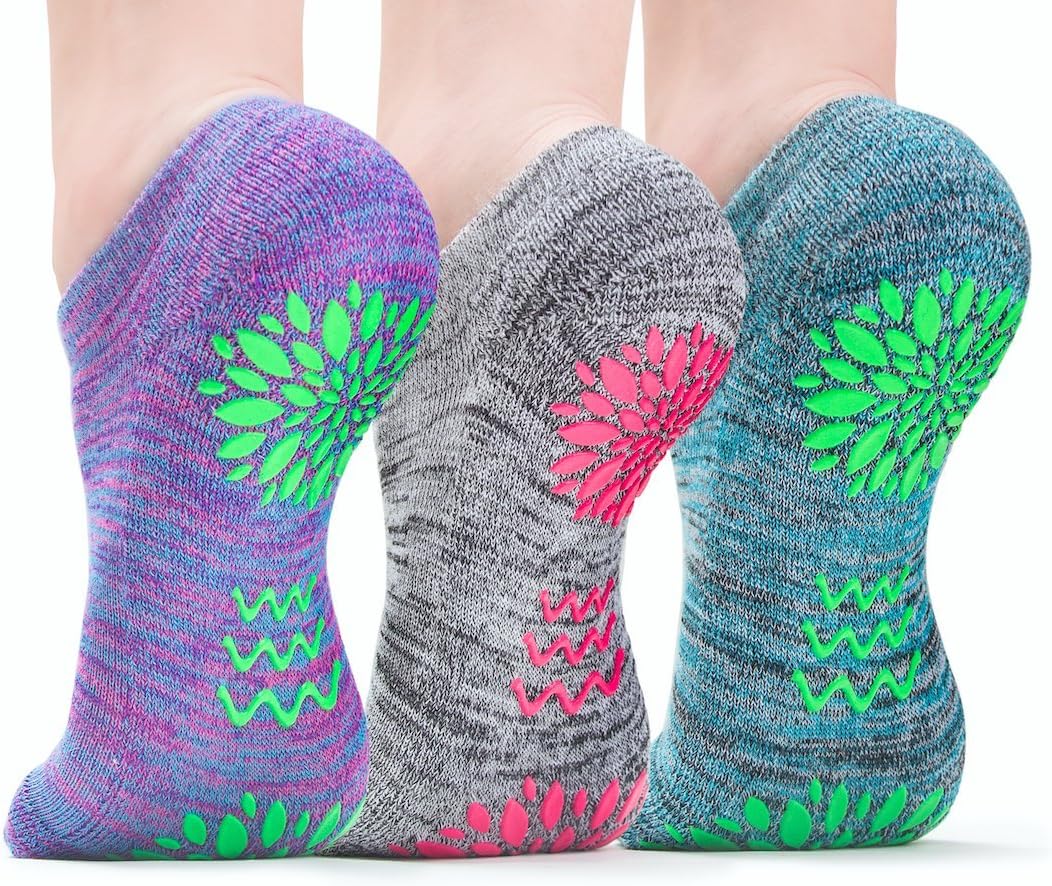 3 Pairs anti-slip socks for Yoga Pilates Barre, Hospital and Maternity.
