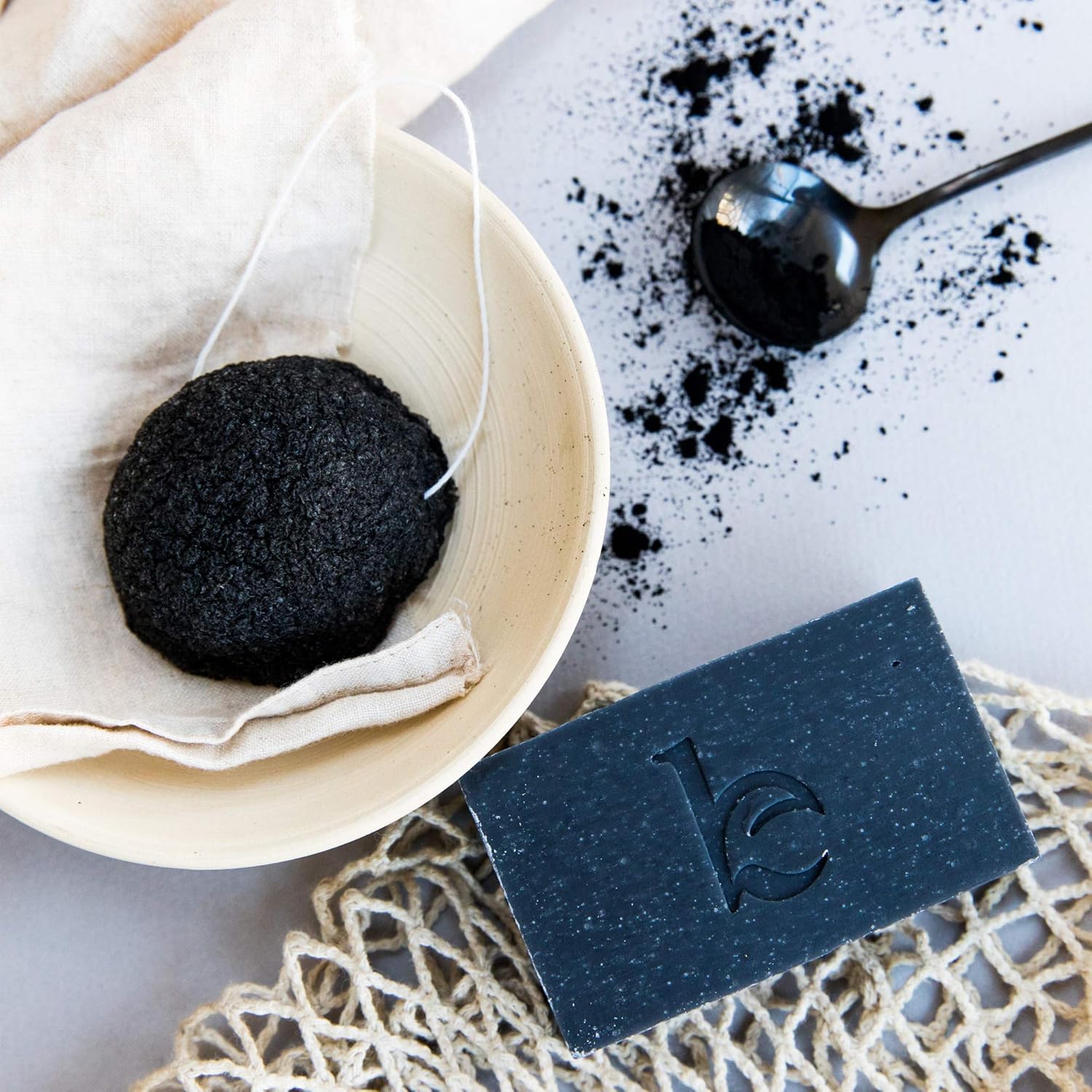 Charcoal Face Wash Bar Soap - Peppermint Tea Tree Antibacterial Soap Bar Facial Cleanser for Oily Skin, Black Soap Face Cleanser, Acne Cleanser, Natural Soap, Acne Face Wash, Women & Mens Face: Beauty
