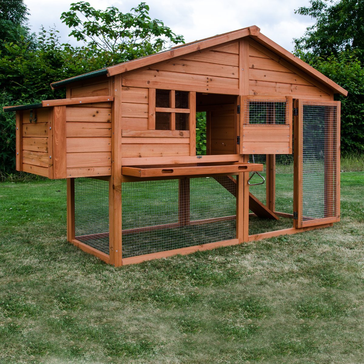 Kct Pisces Malaga Coop Chicken House With Cover
