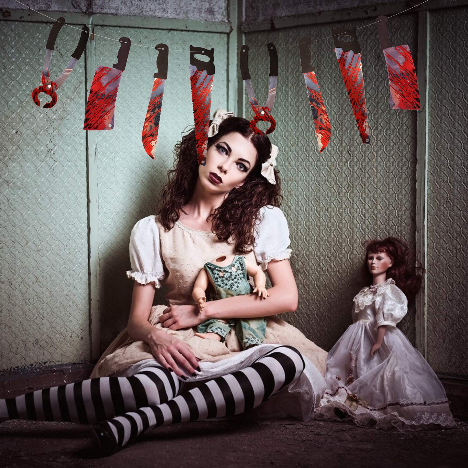 ZERHOK Bloody Weapon Garland, 2pack Halloween Hanging Decorations Fake Torture Blood Knives Banner Photo Props for Halloween Fright Night Haunted House Themed Party Decor