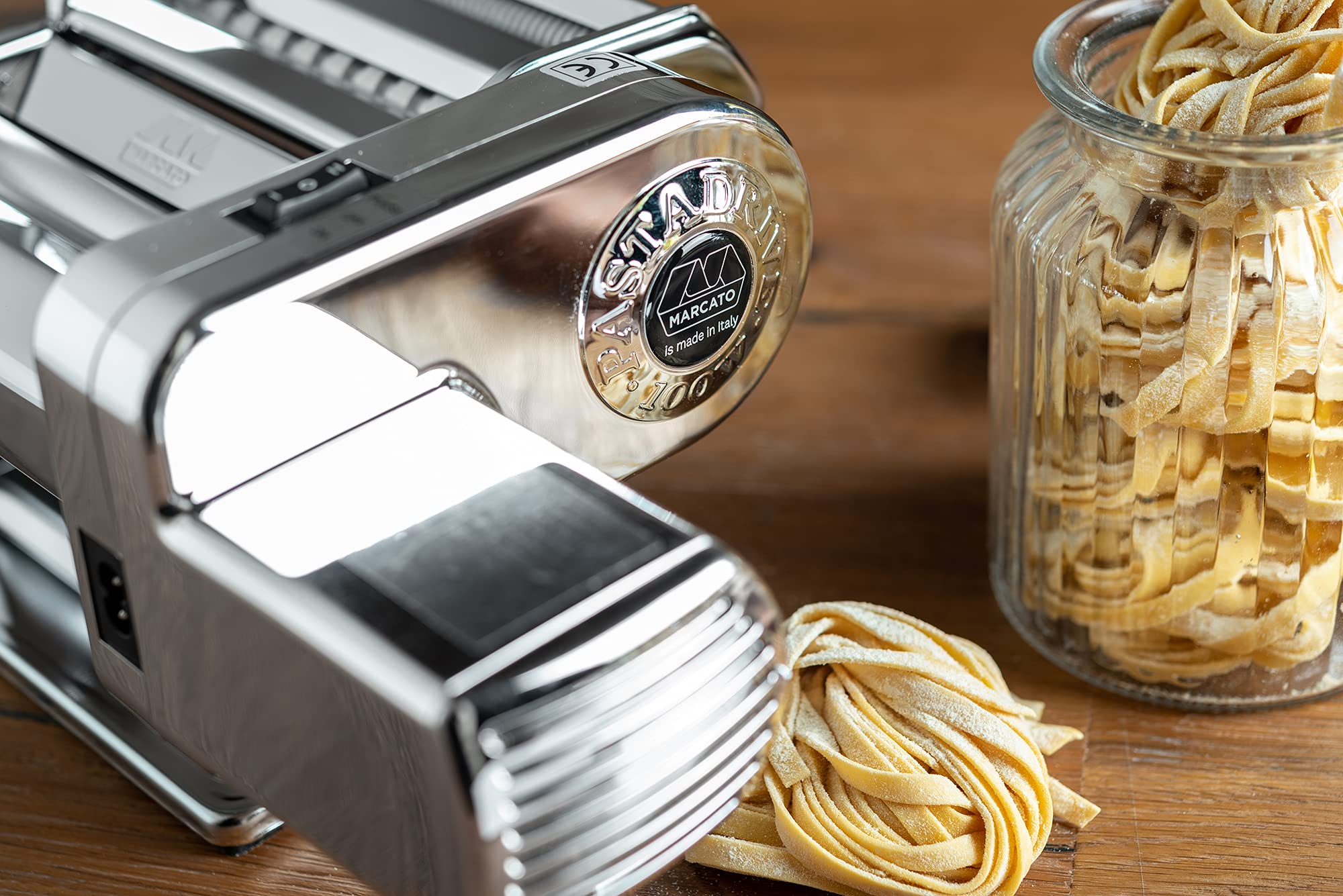 MARCATO Made in Italy Atlasmotor 110V Electric Pasta Machine, Chrome Steel. Set includes Atlas 150, handcrank, clamp, Pastadrive motor, and instruction manual