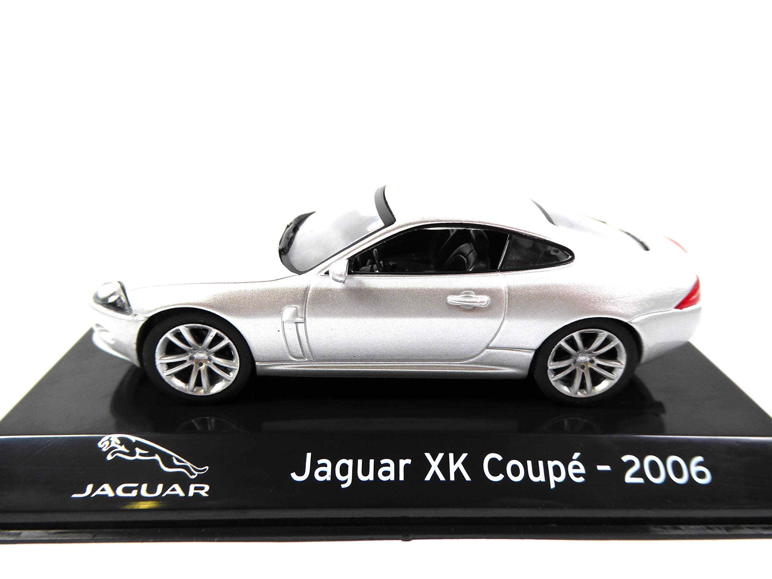 OPO 10 - Car 1/43 Collection SUPERCARS Compatible with Jaguar XK Coupé 2006 (S65)
