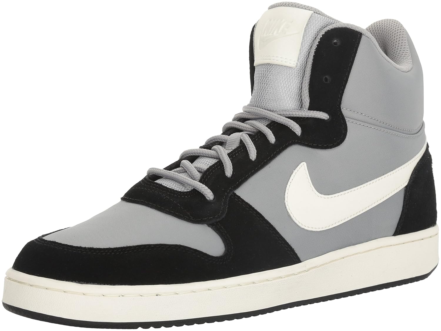 nike double court on feet