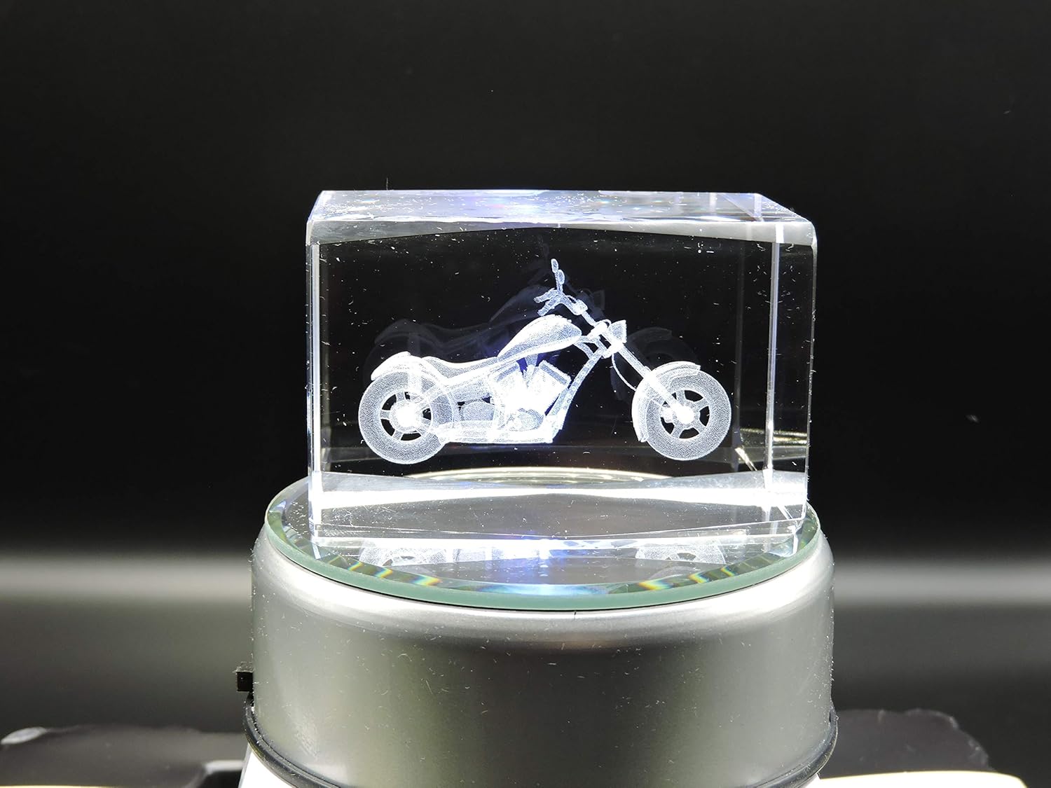 Featured image of post 3D Images In Glass Cube