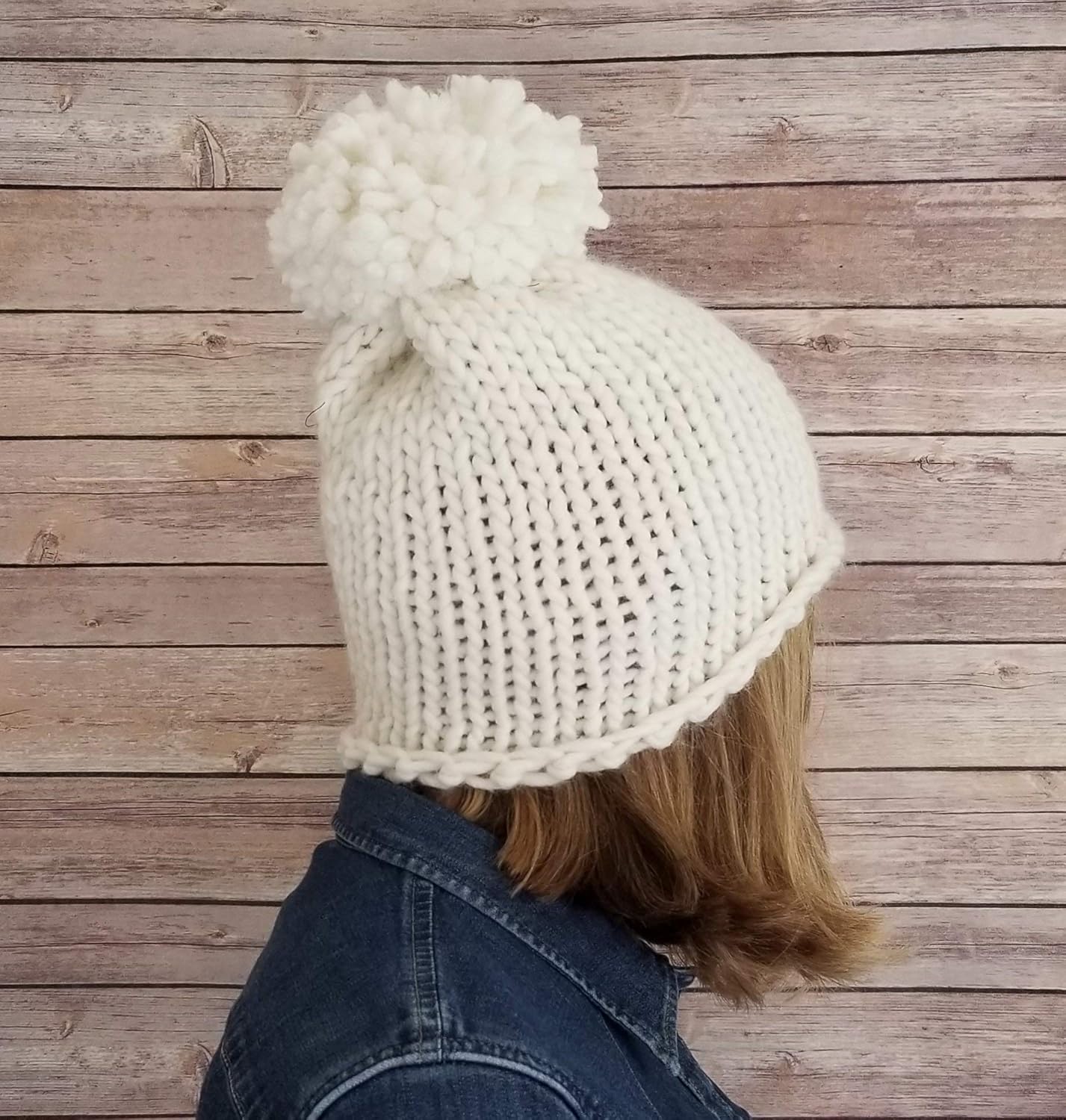 womens burgundy bobble hat