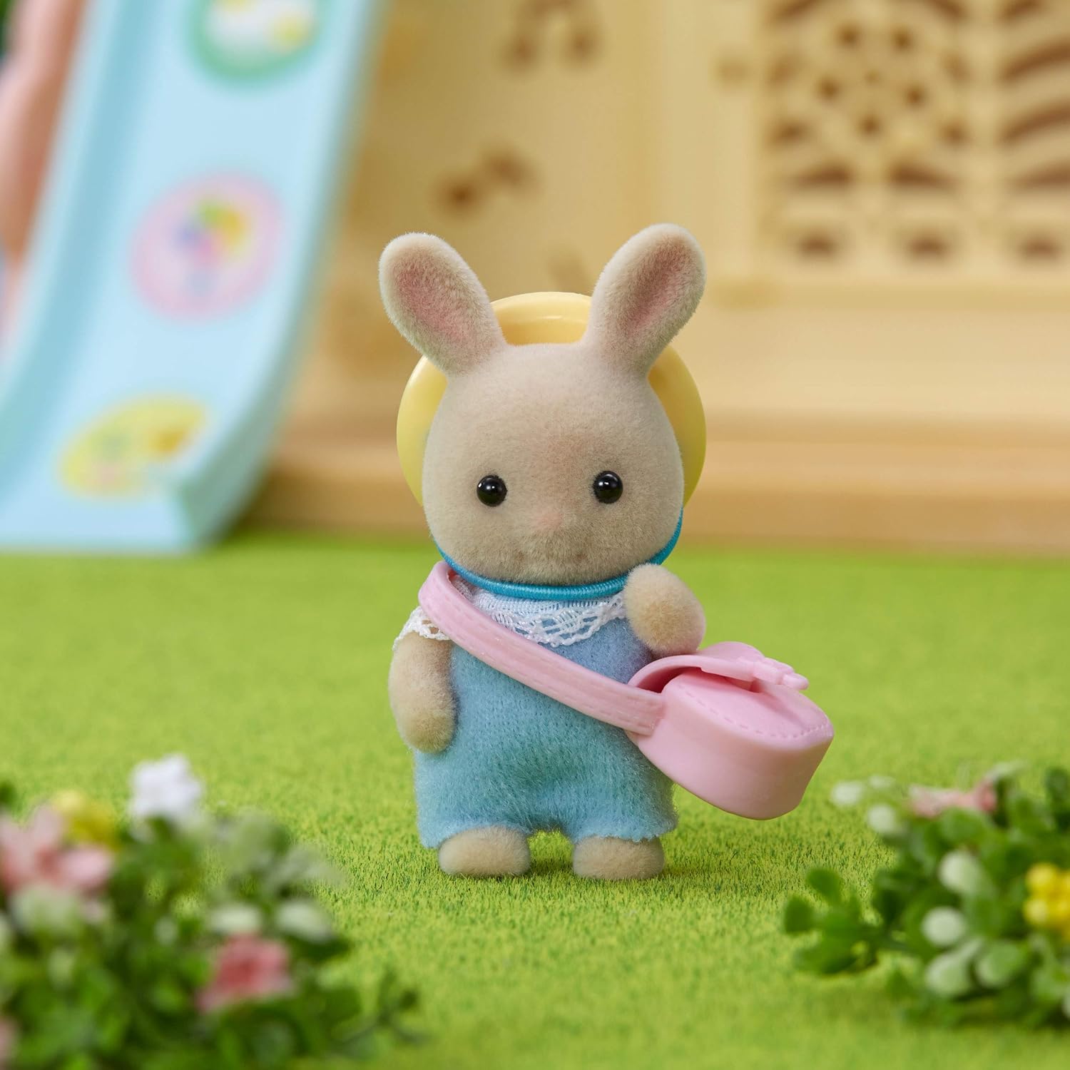 Sylvanian Families Milk Rabbit Baby, Cream, Pink, Petit - Image 4