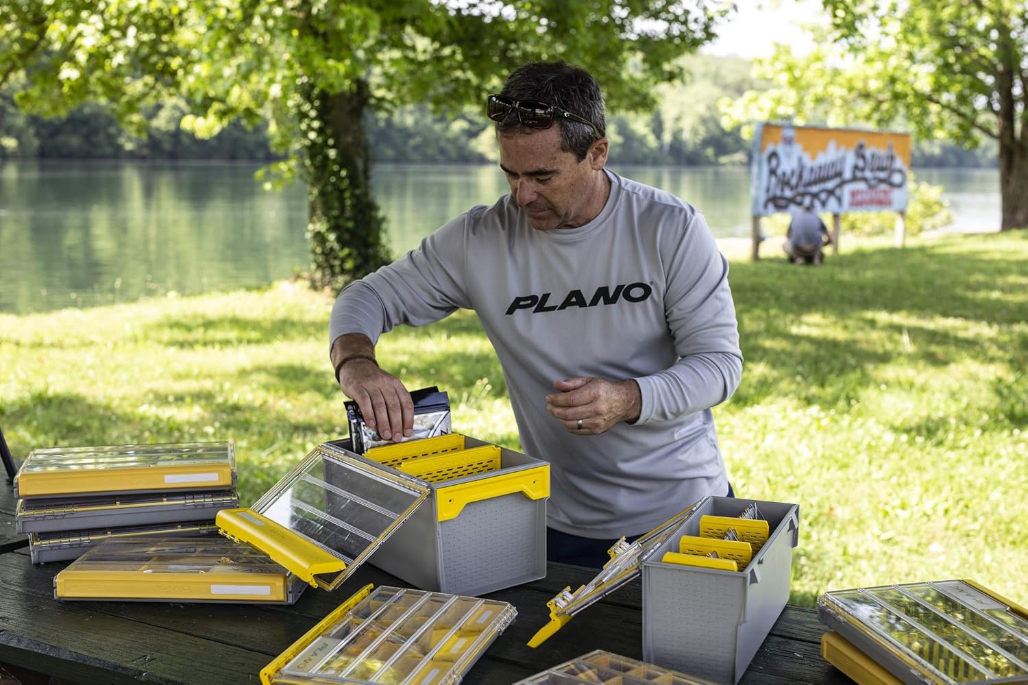 Plano Edge Master Spinnerbait Tackle Storage | Premium Tackle Organization with Rust Prevention, Clear/Yellow: Sports & Outdoors