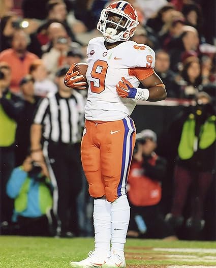 Amazoncom Travis Etienne Clemson Tigers Football 8x10