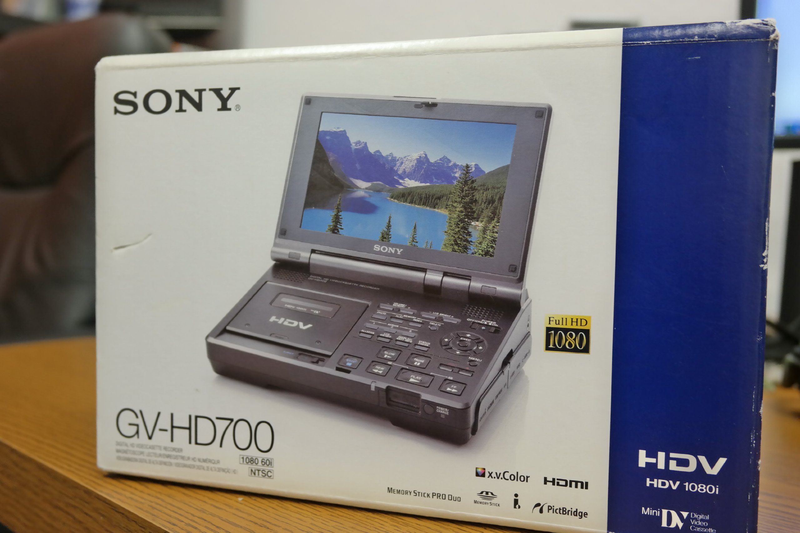 Sony GV-HD700 High Definition Video Walkman in Bahrain