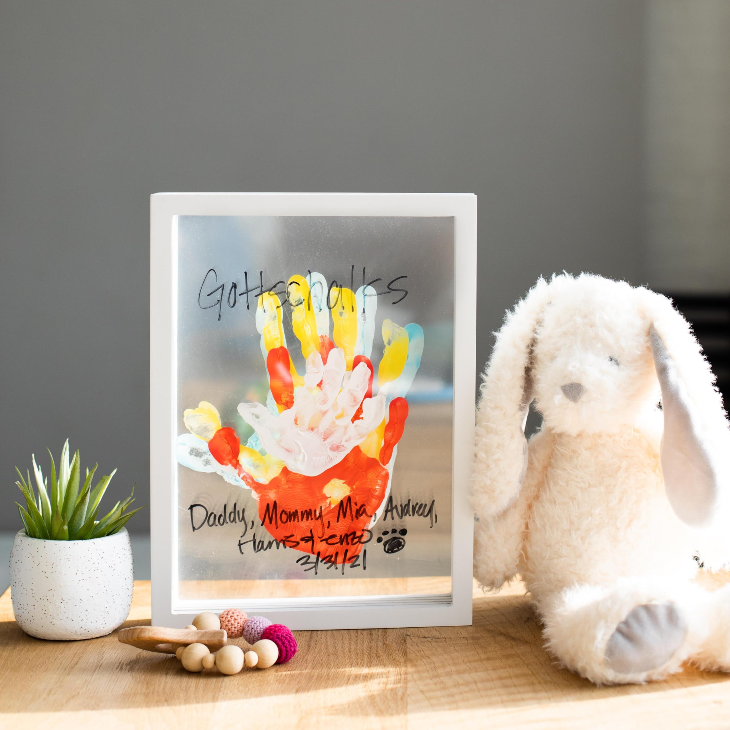 Pearhead Clear Family Handprint Frame, DIY Art Print Keepsake, Home Decor, Gift for New and Expecting Parents, 4 Paint Colors Included