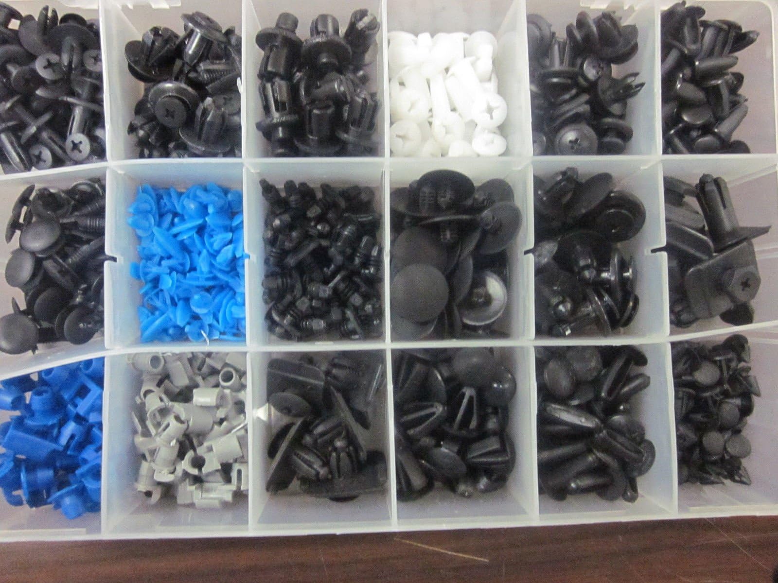 GOLIATH INDUSTRIAL TOOLS Retainer Grommet Fender MOLDING Trim Clips Hood BUMBER Rivets PIN Interior EXTER (475pc for Mazda)
