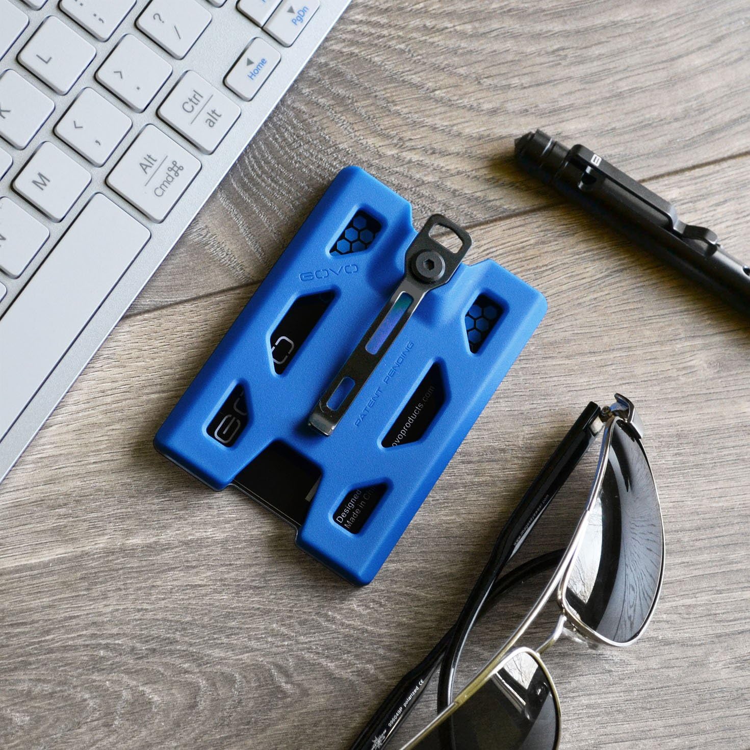 GOVO Badge Holder/Wallet Durable ID Card Holder with Metal Clip and 4