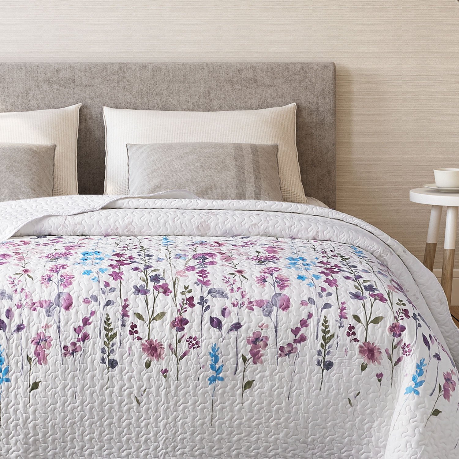 Bedsure Copriletto Trapuntato Floreale Stampato 240x260cm - Trapunta copriletto Microfibra Leggera con Motivo Floreale