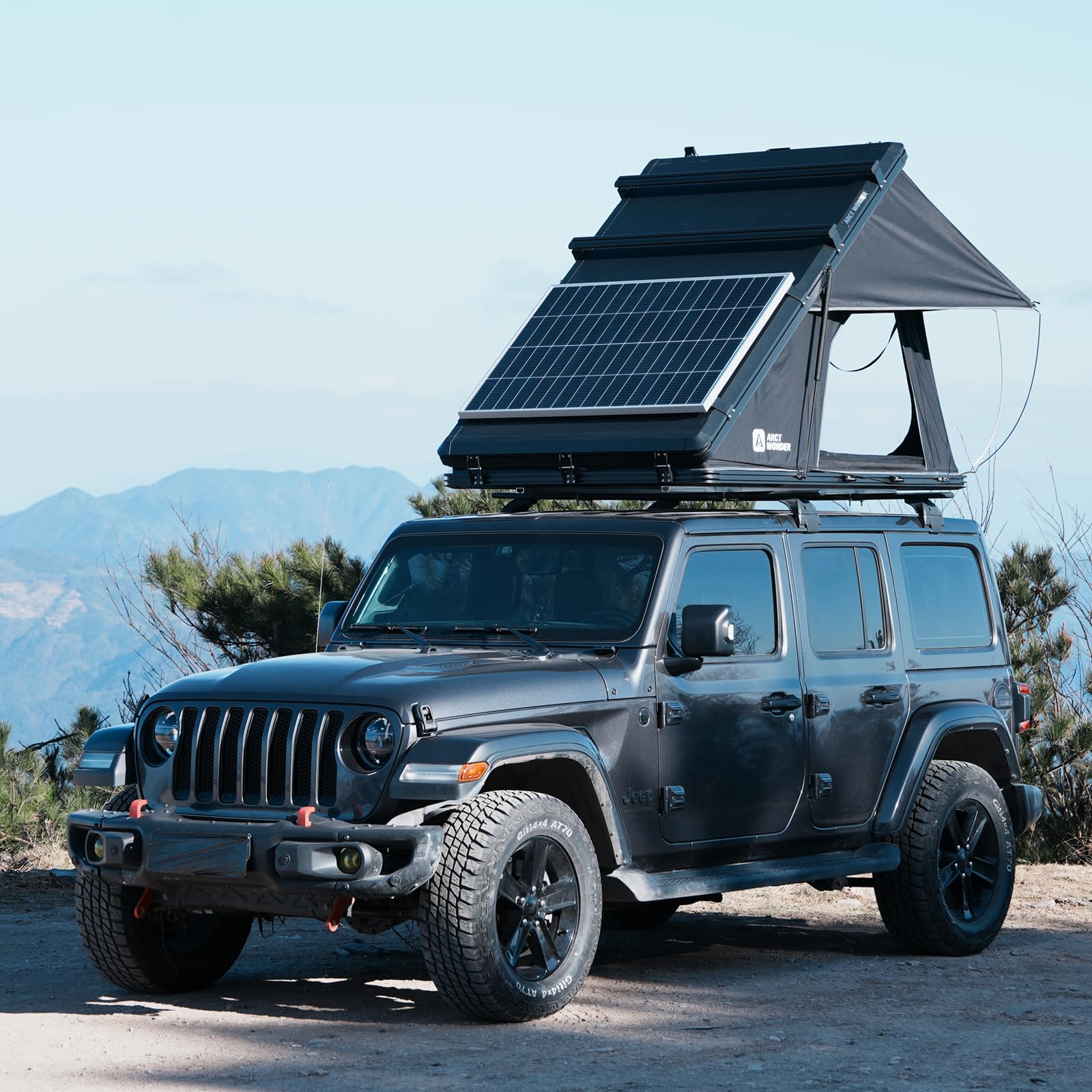 Photo 1 of ******PICK UP TRAILER ONLY*******Rooftop Tent Hard Shell,Solar Panel Roof top Tent Hardshell, pop up Rooftop Camping for Jeep Truck Car SUV Van Wrangler.