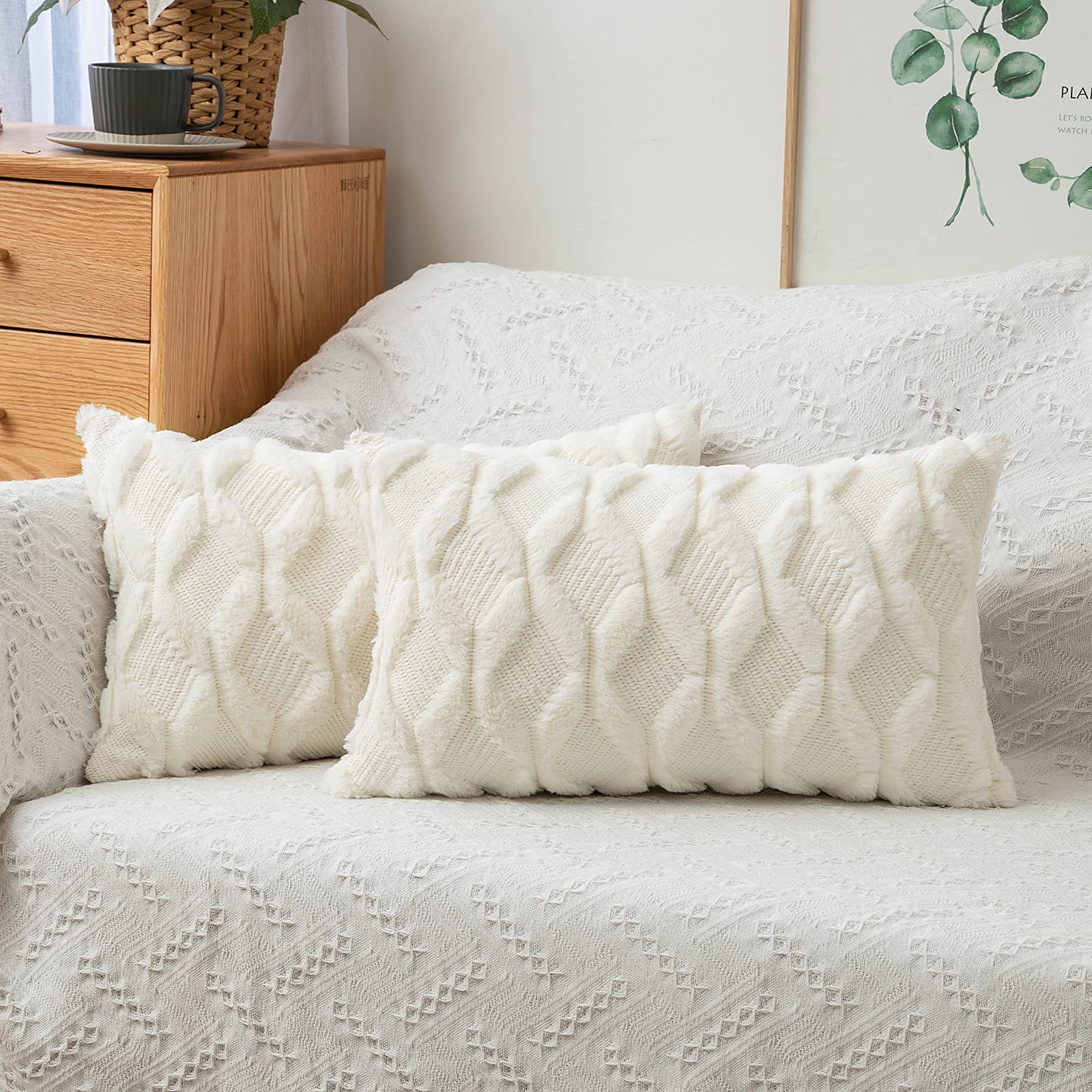 MIULEE Set of 2 Soft Plush Wool and Suede Cushion Covers with Diamond Patterns on Both Sides Decorative Pillowcase for Living Room, Bedroom, Sofa, 30 x 50 cm, Milk White