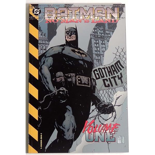 Amazon.com: Batman: No Man's Land - Volume 3: 9781563896347: Rucka