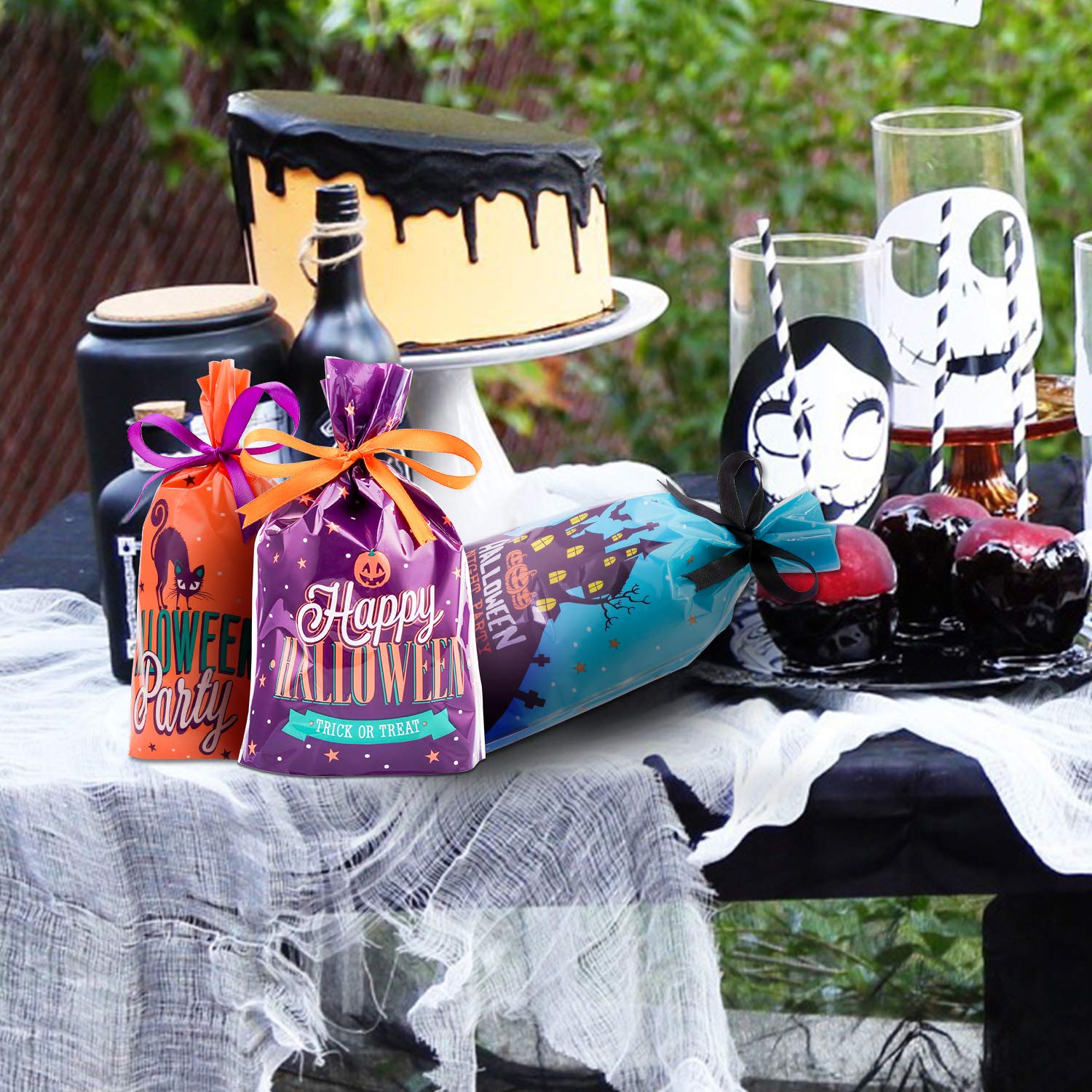 Howaf 150pcs Sacs A Bonbons Halloween Trick Or Treat Pochette Anniversaire Sachet Chocolat Biscuit Sacs De Cadeaux En Plastique Avec 3 Rouleaux Satin Ruban Pour Cadeau De Fete Halloween Favors Jeux Et