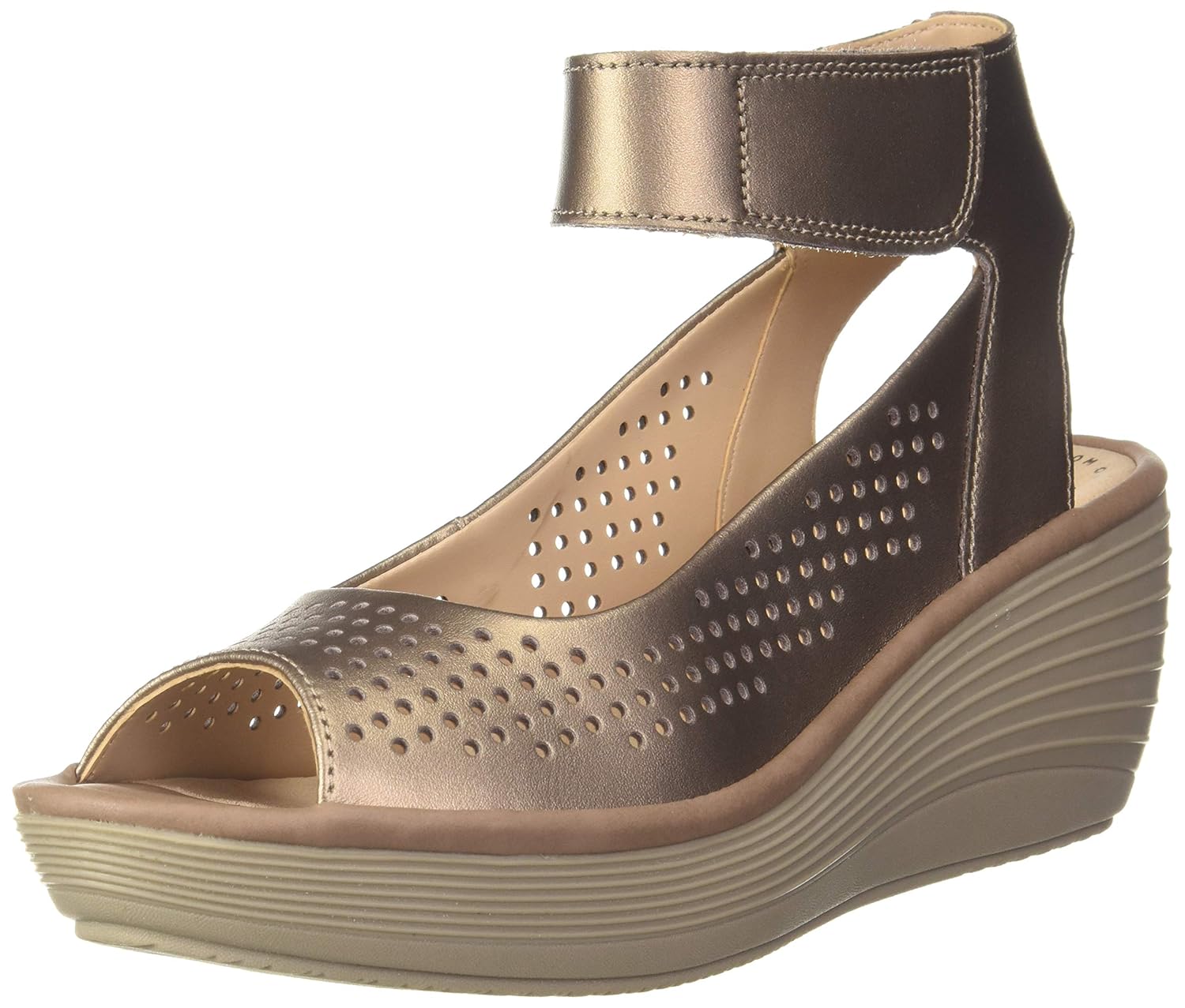 clarks women's leather fashion sandals