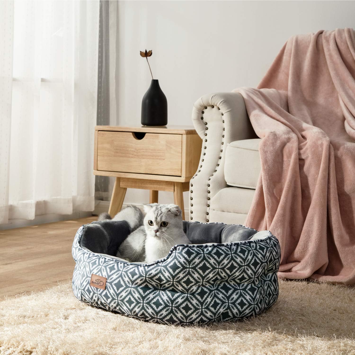 Bedsure 25 inch Small Dog Bed & Cat Bed, Round Pet Beds for Indoor Cats or Small Dogs, Round Machine Washable Super Soft & Plush Flannel Pet Supplies, Slip-Resistant Oxford Bottom, Grey : Pet Supplies